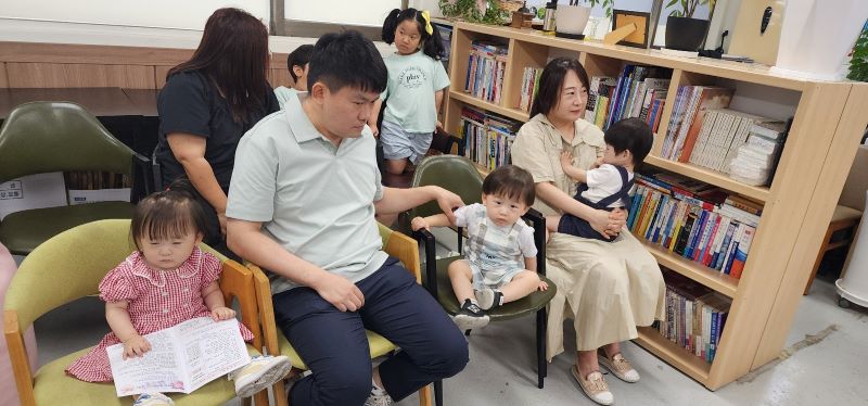 13. 2024. 6. 23 교회창립 3주년 삼둥이 가족.jpg